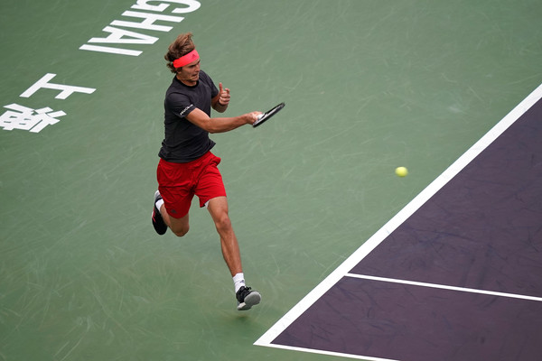 Alexander Zverev was unable to sustain his high level at the start of the match | Photo: Kevin Lee/Getty Images AsiaPac