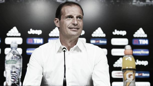 Allegri en una rueda de prensa de la Juventus | Foto: Getty Images