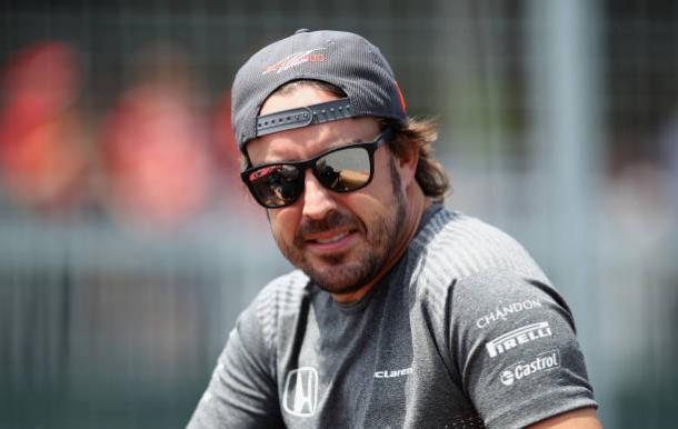 Fernando Alonso chegou a fazer ameaças de seu futuro para a McLaren (Foto: Clive Mason/Getty Images)