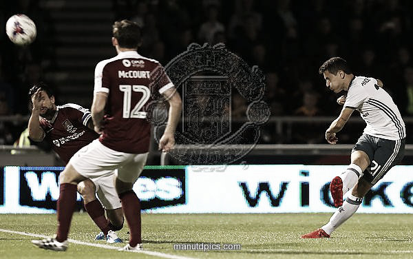 Ander Herrera anotó uno de los goles que le dio la victoria al United frente al Northampton | Foto: Manutdpics