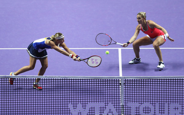 Babos and Hlavackova in action | Photo: Matthew Stockman/Getty Images AsiaPac