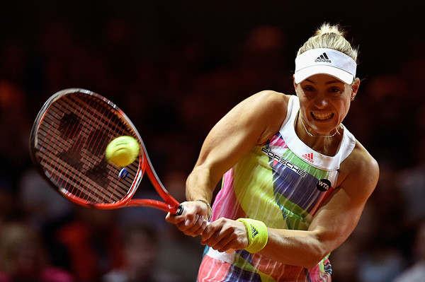 Angelique Kerber hitting a backhand at the 2016 Porsche Tennis Grand Prix | Photo: Dennis Grombkowski/Bongarts