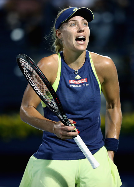 Angelique Kerber failed to find her rhythm throughout the match, falling in straight sets ultimately | Photo: Francois Nel/Getty Images Europe