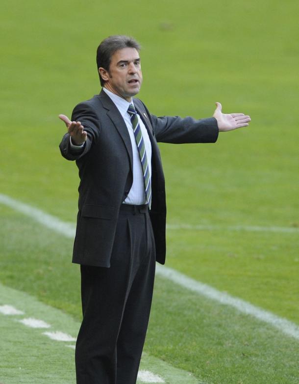 Gonzalo Arconada fue destituído en el Mirandés tras la jornada 18 de la temporada 2013/2014. (Foto: AS)