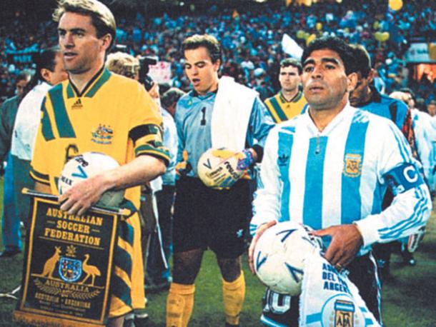 Maradona y Argentina evitaron que Australia fuera al Mundial de 1994 | Fotografía: Taringa