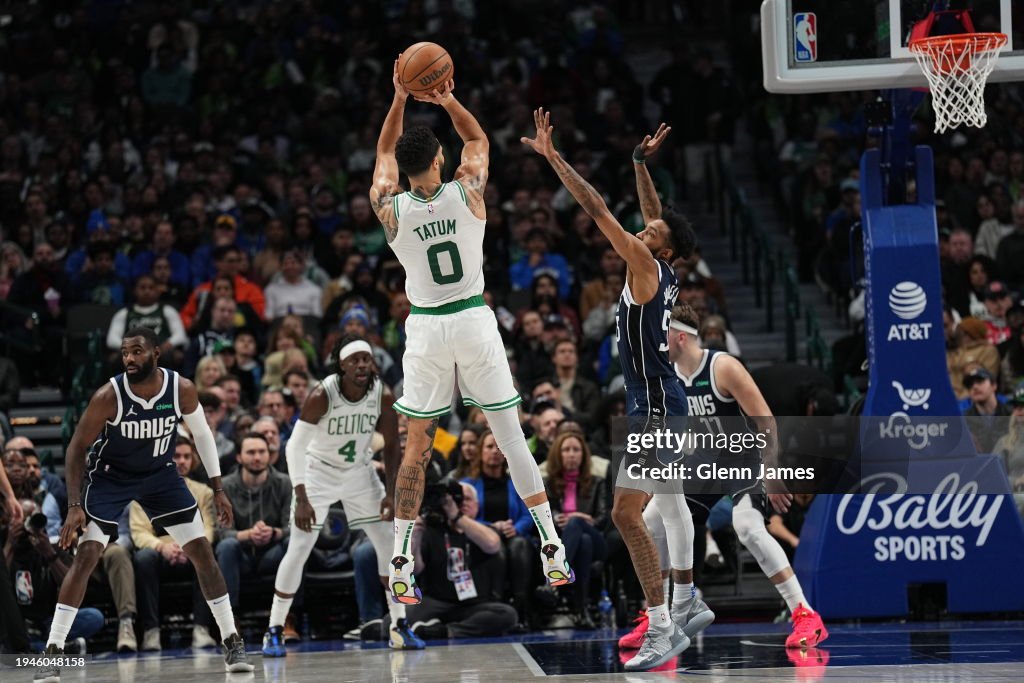 Jayson Tatum #0 of the Boston Celtics shoots the ball during the game against the Dallas Mavericks on January 22, 2024 at the American Airlines Center in Dallas, Texas. NOTE TO USER: User expressly acknowledges and agrees that, by downloading and or using this photograph, User is consenting to the terms and conditions of the Getty Images License Agreement. Mandatory Copyright Notice: Copyright 2024 NBAE (Photo by Glenn James/NBAE via Getty Images)