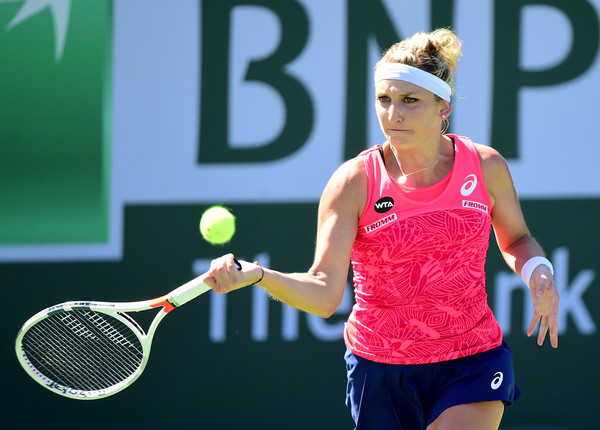 Timea Bacsinszky in action against Kiki Bertens | Photo: Harry How/Getty Images North America