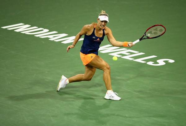 Angelique Kerber's forehand was the only positive takeaway for her from this match | Photo : Clive Brunskill/Getty Images North America
