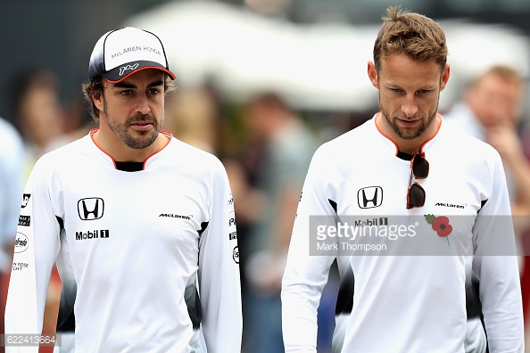 Both Button and Alonso struggled. | Photo: Getty Images/Mark Thompson