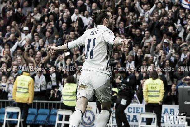 Bale, celebrando el gol en su regreso tras lesión. Imagen: Daniel Nieto (VAVEL)