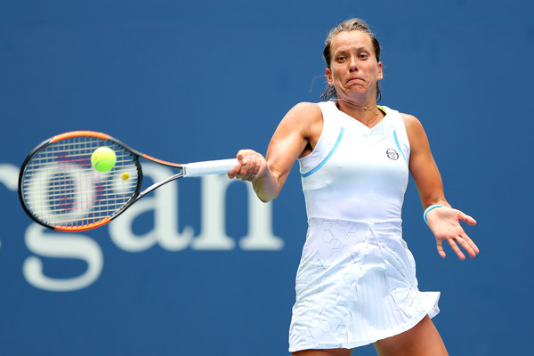 Barbora Strycova turned the tides in her favour in the second set | Photo: Elsa/Getty Images North America
