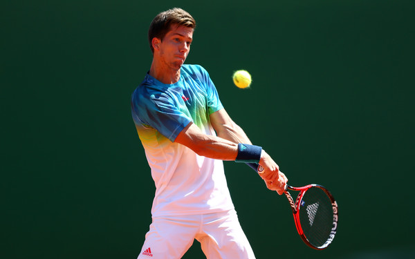 Aljaz Bedene hits one of his many backhands during his match with Nadal. Photo: Michael Steele/Getty Images