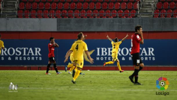 Alberto Benito celebra su gol con el Reus ante el Mallorca. | Foto: LFP