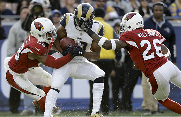 Cardinals cornerbacks Justin Bethel (left) and Brandon Williams in the 2016 regular season finale against the Rams. |Jan. 1, 2016 – via azcardinals.com|