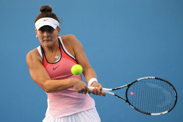 Bianca Vanessa Andreescu hits a backhand during the 2016 Australian Open Junior Championships. | Photo: Pat Scala/Getty Images