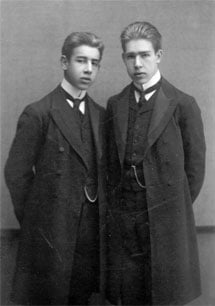 BROTHERS: Harald and Neils Bohr.