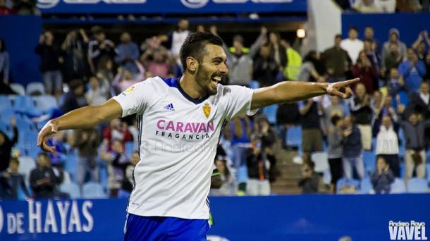 Borja Iglesias celebra uno de sus goles como blanquillo | Foto: Andrea Royo (VAVEL)