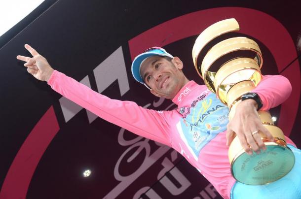 Nibali celebrando su segundo Giro de Italia | Foto: Giro