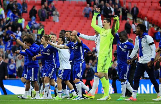 Los jugadores de Chelsea festejan el pase a la final de la FA Cup | Foto: Chelsea.