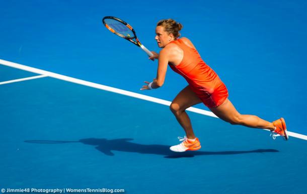 Barbora Strycova chasing down a ball during the match | Photo: Jimmie48 Tennis Photography