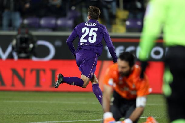El '25' viola celebra el gol de Badelj que dio la victoria ante la Juventus | Foto: UEFA