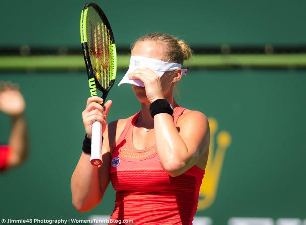 Kiki Bertens seemed to be affected by the heat | Photo: Jimmie48 Tennis Photography