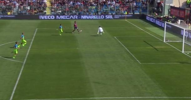 Il gol del 2-0 del Crotone. | Fonte: Sport Mediaset Twitter