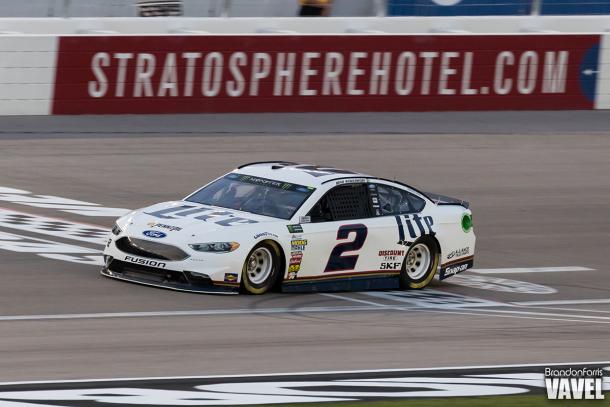 Keselowski crosses the finish line.