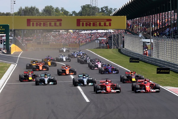 Imagen de la salida del GP de Hungría. Foto: Zimbio