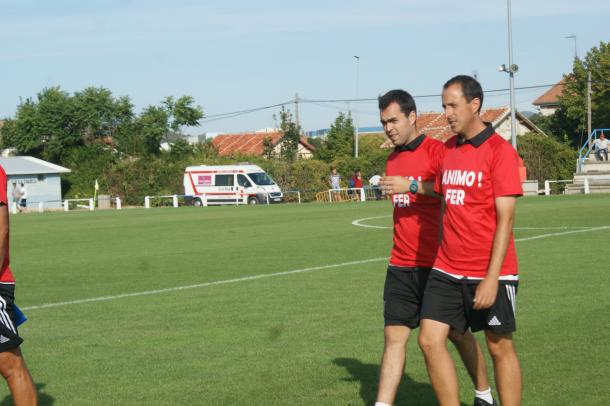 Fernando de la Parte y Marcos López, entrenadores asistentes del Mirandés B. | Foto: VAVEL