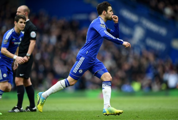 Fàbregas volvió a anotar a balón parado para empatar la contienda | Foto: Chelsea
