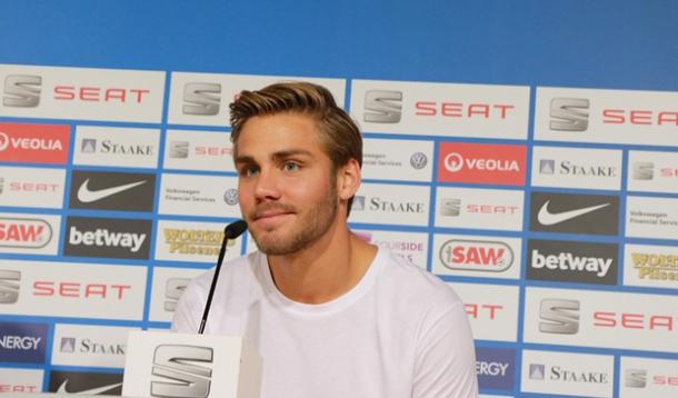 Nyman speaks to the press in his first meeting with the media. | Image credit: Eintracht Braunschweig