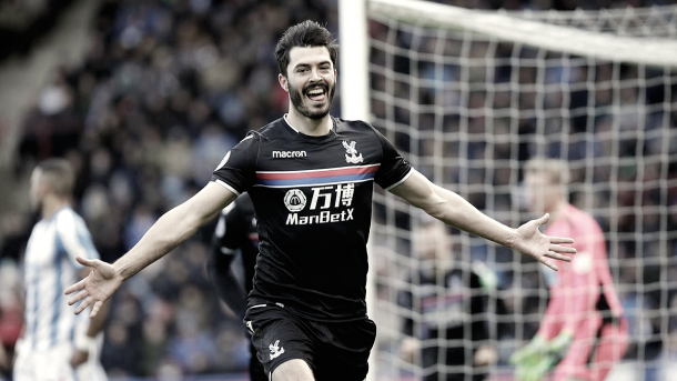 Tomkins celebra su tanto ante el Huddersfield || Fuente: Crystal Palace