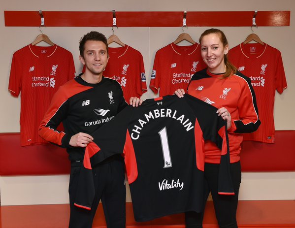 Chamberlain will wear the number one shirt on Merseyside. (Photo: Liverpool Ladies FC)