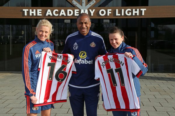 Johnston poses with the Sunderland shirt after joining in February. (Photo: Sunderland Ladies AFC)