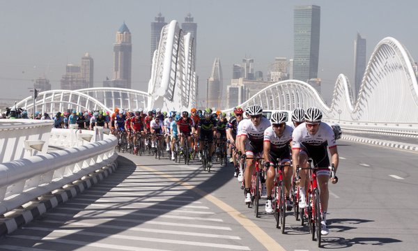 Trek al frente del pelotón | Foto: Tour de Dubai