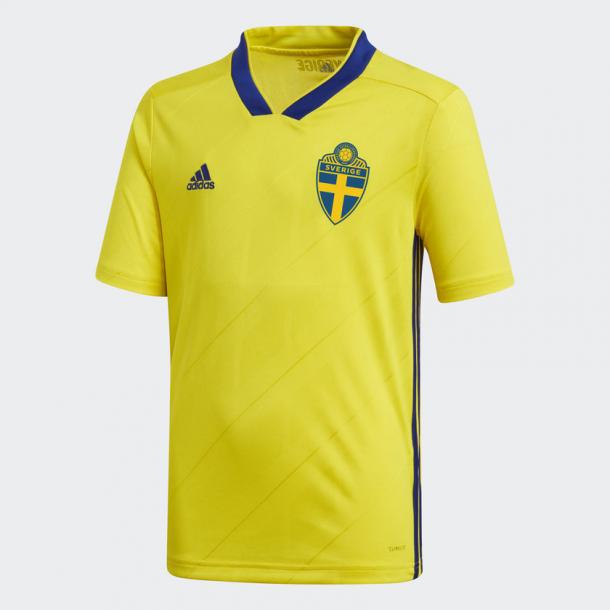 Primera equipación de Suecia | FIFA
