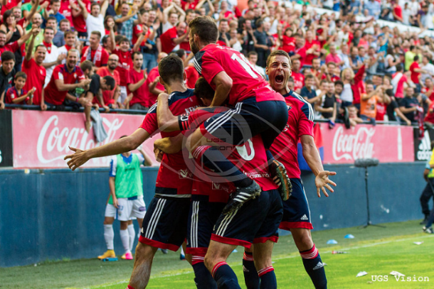 Los jugadores celebrando un gol | Foto: UGS Visión.