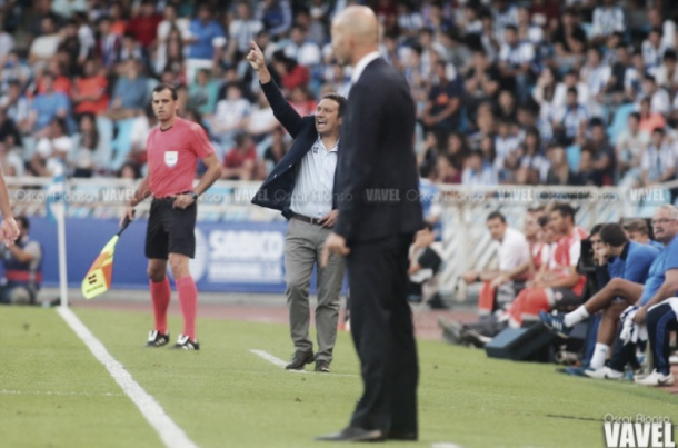 Eusebio Sacristán dirigiendo a su equipo en la primera jornada ante el Madrid/ FOTOGRAFÍA: Oscar Alonso (VAVEL)