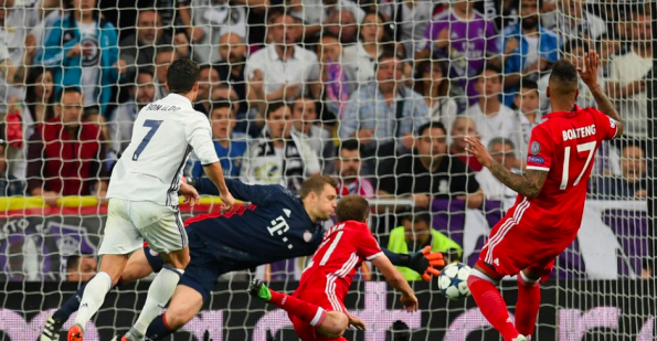 Cristiano fulmina a Neuer. Foto: UEFA.com