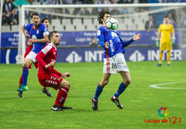 Diego Fabbrini sigue dando buenas actuaciones al Real Oviedo | Imagen: La Liga 1|2|3