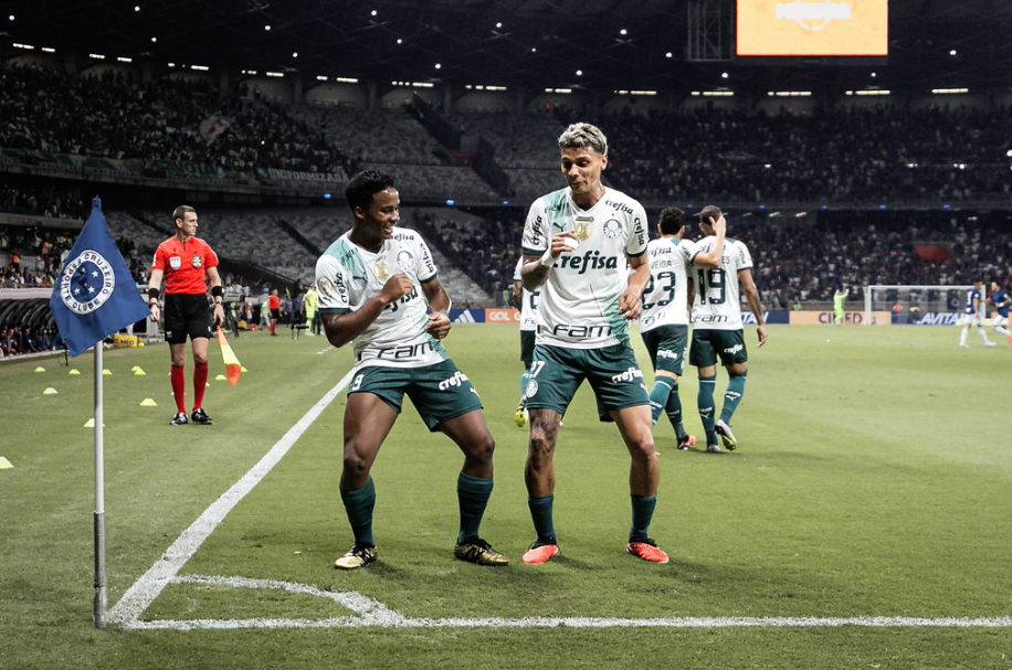 Palmeiras empata com Cruzeiro e é campeão do Brasileirão 2023 - Massa News