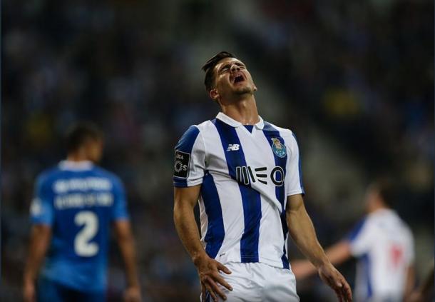 André Silva viu o golo ser-lhe anulado por fora de jogo aos 33' | Foto: Mais Futebol 