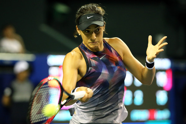 Caroline Garcia in action during the match | Photo: Koji Watanabe/Getty Images AsiaPac