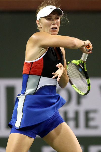 Caroline Wozniacki had the best possible start to the match, winning 15 of the first 17 points | Photo: Matthew Stockman/Getty Images North America