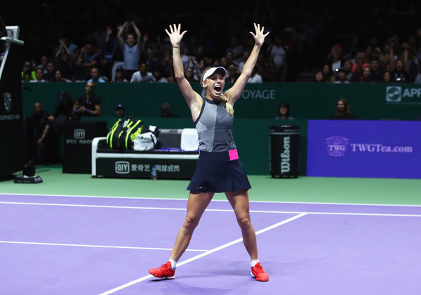 Caroline Wozniacki celebrates her triumph | Photo: Clive Brunskill/Getty Images AsiaPac