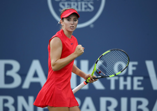 Catherine Bellis celebrates winning a point | Photo: Ezra Shaw/Getty Images North America