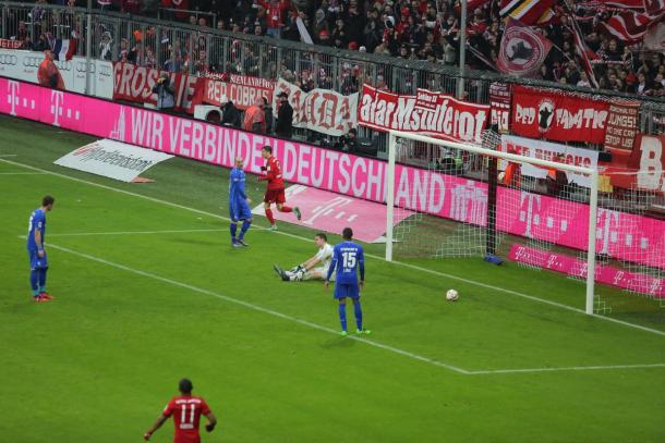 Lewandowski celebrando su gol ante el Darmstadt | Foto: Bayern
