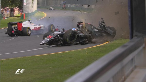 Accidente entre Fernando Alonso y Esteban Gutiérrez | Fuente: @F1