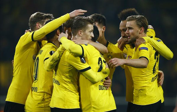 Spurs were lucky to concede just the three against a fluid Dortmund attack. | Photo: Squawka